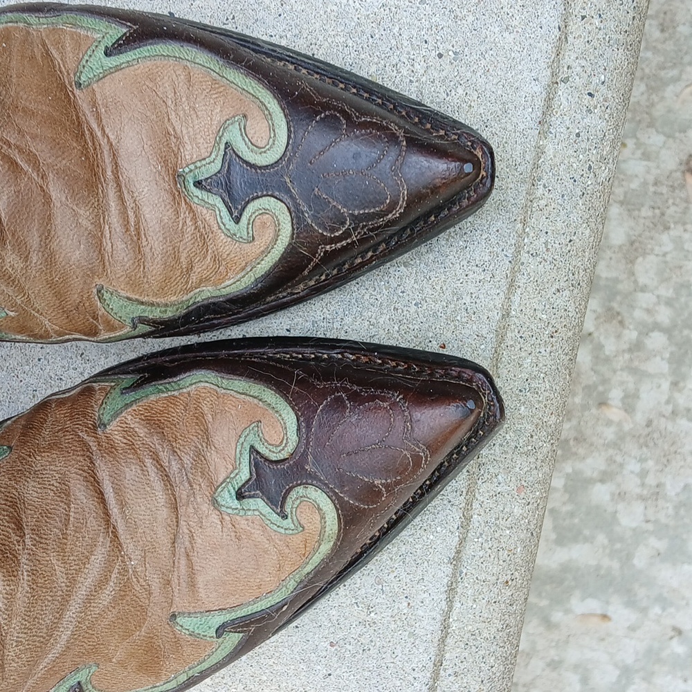 Old Gringo Two-Tone Brown Floral Embroidered Heeled Cowboy Boots - Picture 2 of 16